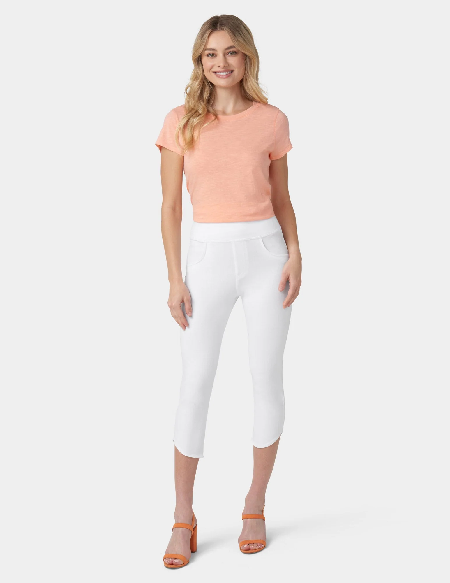Game Changing Tulip Hem Capri